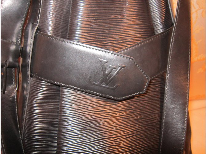Louis Vuitton Verdrehen Sie den Eimer Schwarz - Ansicht 4