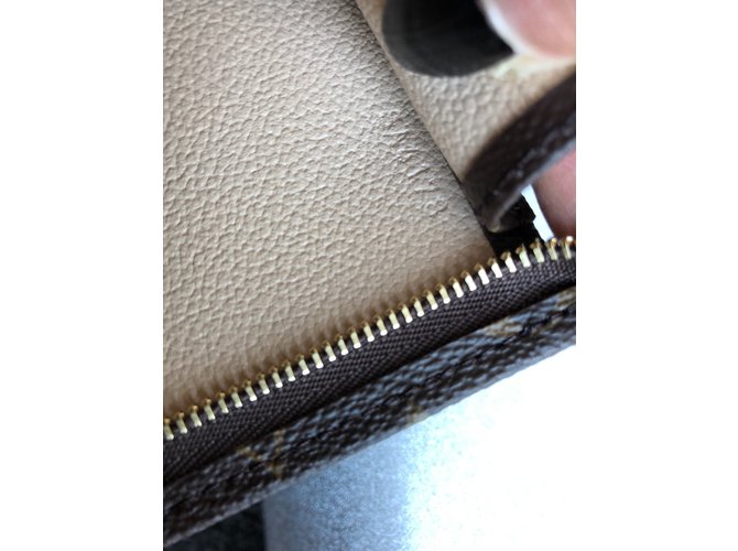 Louis Vuitton Copertina 26 Marrone - vista 7