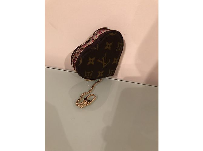 Louis Vuitton Purses, wallets, cases Multiple colors - view 3
