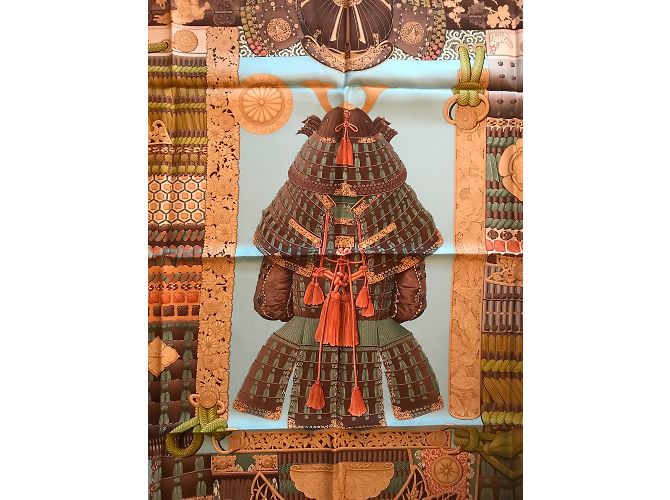 Hermès Hermes Square 90 Silk Parure of Samurai Blu - vista 2