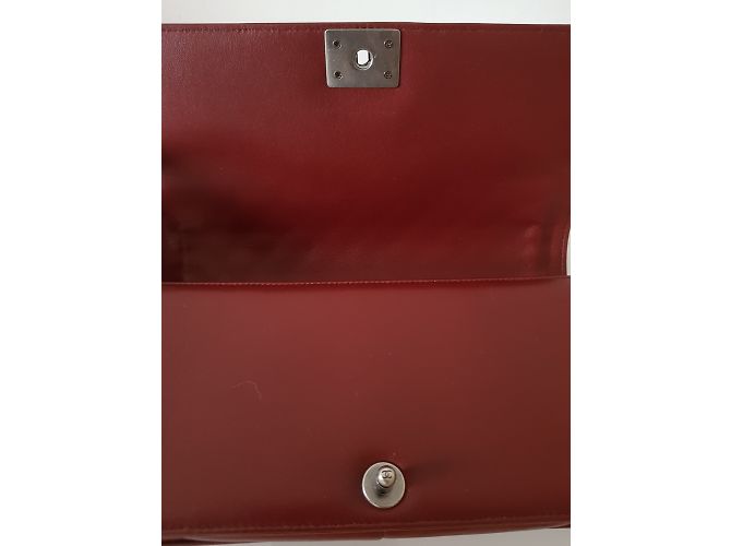 Boy Chanel clutch Burdeos - vista 15