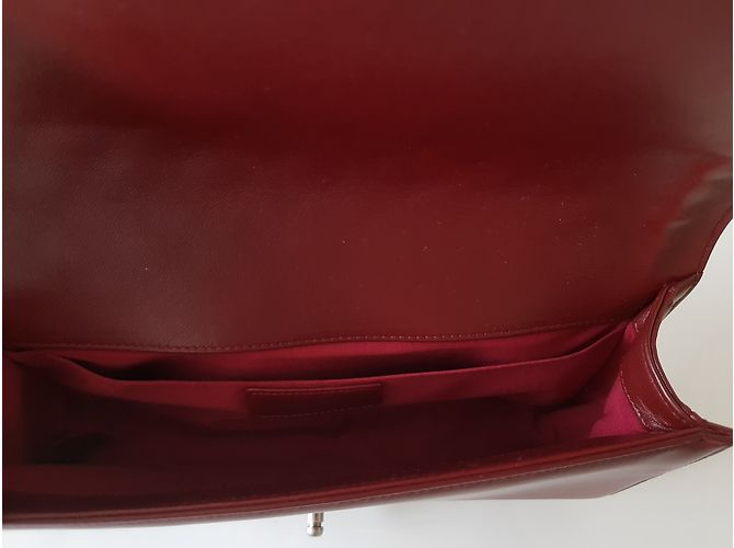 Boy Chanel clutch Burdeos - vista 17