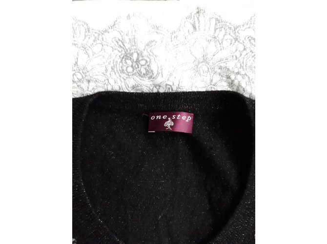 Pull / Gilet One Step Noir - vue 3