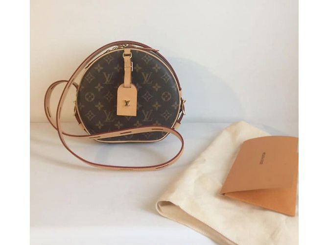 LOUIS VUITTON BOITE CHAPEAU SOUPLE Marrone - vista 3
