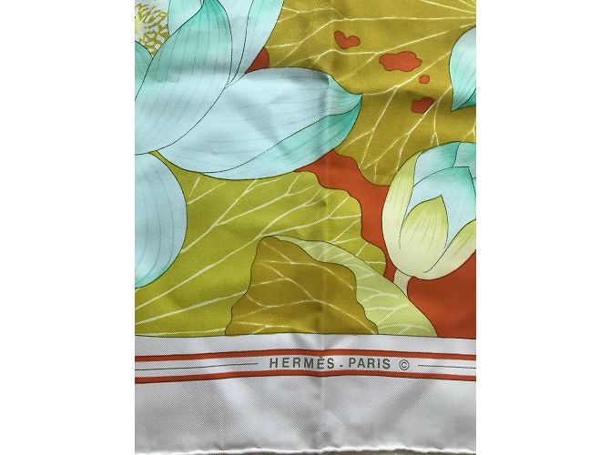 Hermès Flores de loto Beige - vista 3
