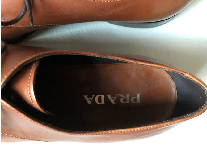 Prada Derby in pelle liscia color tabacco T. 8 (42) Cognac - vista 10