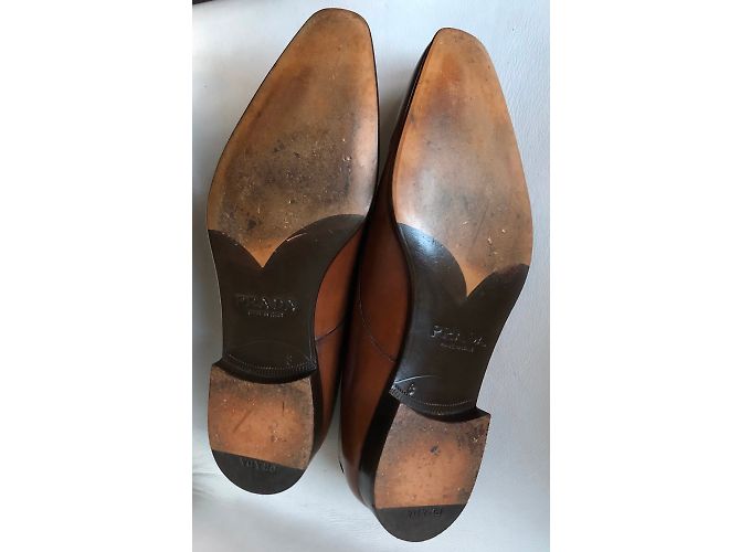 Prada Derby in pelle liscia color tabacco T. 8 (42) Cognac - vista 11