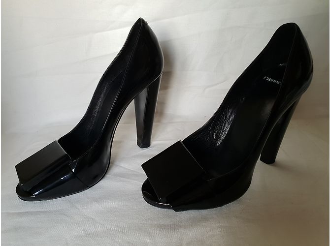 Décolleté Pierre Hardy in vernice nera Taglia 37 Nero - vista 3