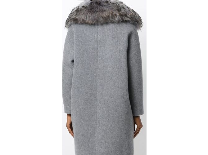 Abrigo PAULE KA COLLAR PIEL PERLA GRIS - vista 3