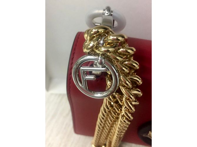 Fendi Puis-je collection 2019 - vue 7