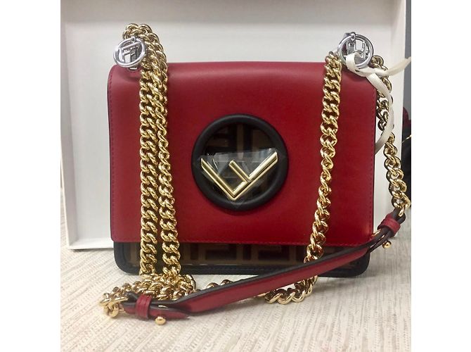 Fendi Puis-je collection 2019 - vue 8