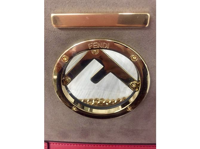Fendi Puis-je collection 2019 - vue 2