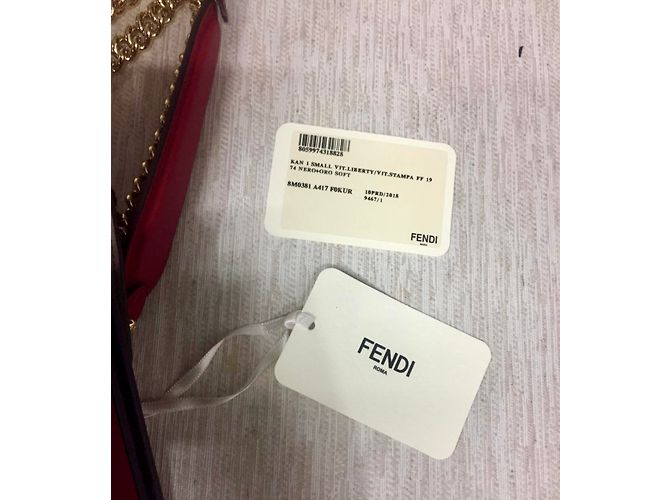 Fendi Puis-je collection 2019 - vue 3