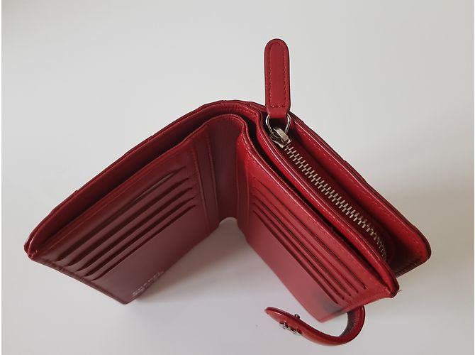 Nueva cartera de Chanel. Roja - vista 18