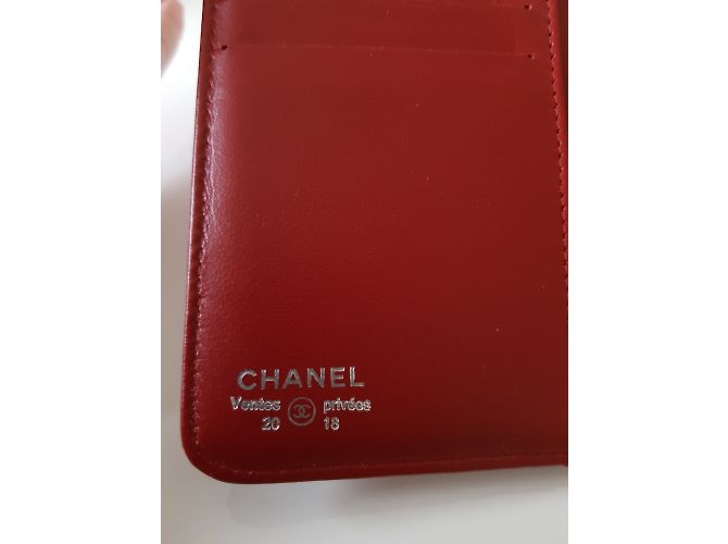 Nueva cartera de Chanel. Roja - vista 19