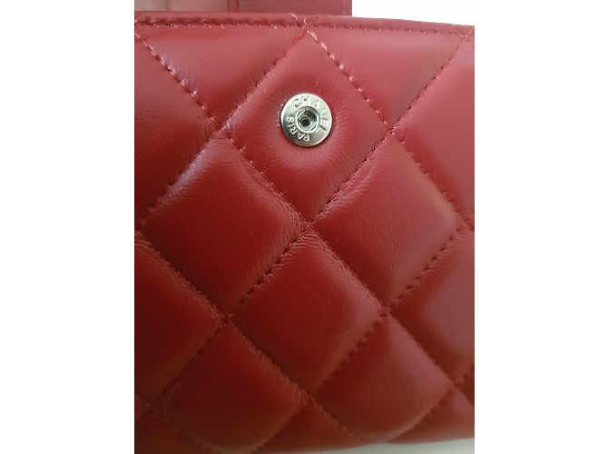 Nueva cartera de Chanel. Roja - vista 21
