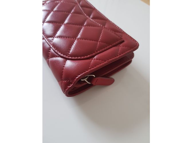 Nueva cartera de Chanel. Roja - vista 5