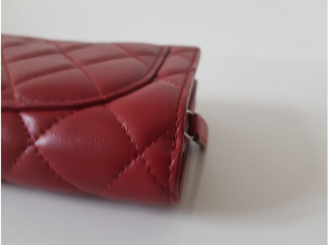 Nueva cartera de Chanel. Roja - vista 8