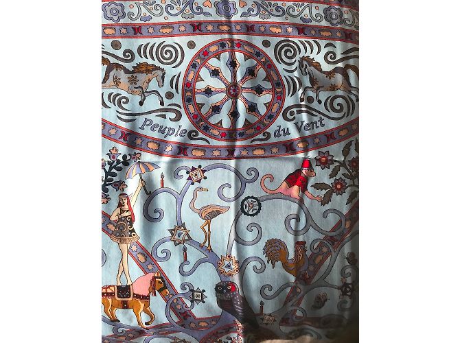 Scialle di cachemire e seta Hermès 140 Wind People Blu - vista 4