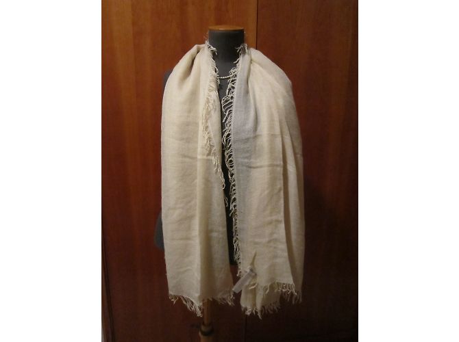 Sciarpa Faliero Sarti in seta e cashmere beige - vista 3