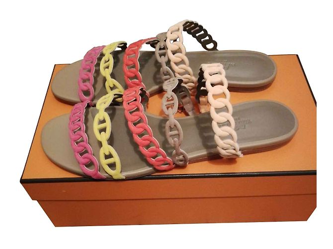 Hermès Sandalen Mehrfarben Beige - Ansicht 2