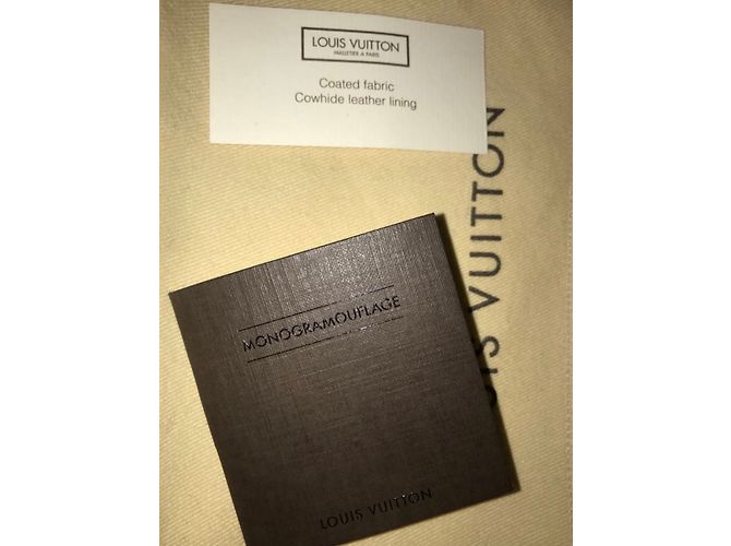 Louis Vuitton Porta passaporto monogrammage Verde - vista 7