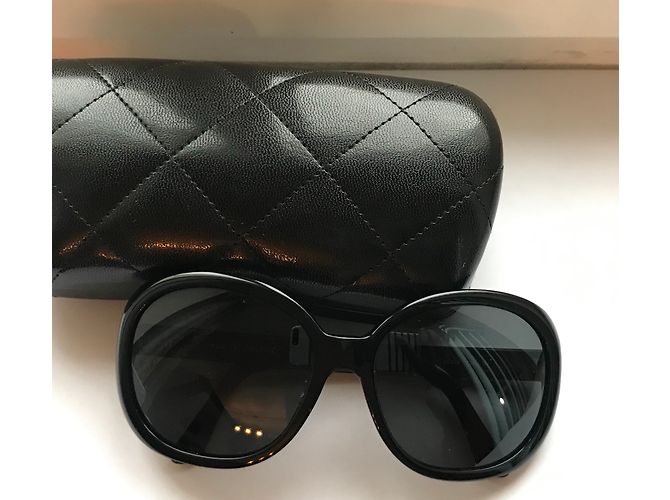 Chanel Occhiali da sole Nero - vista 4