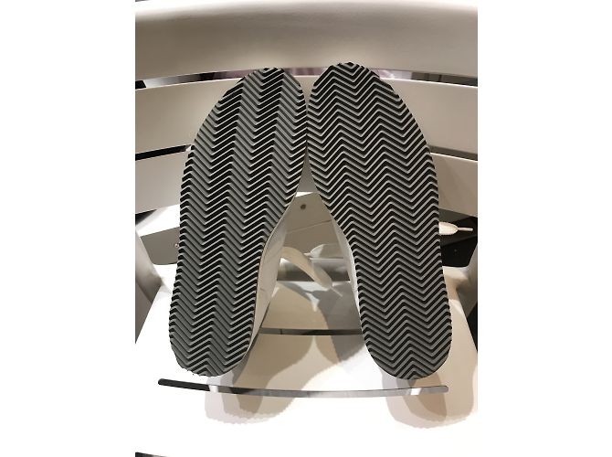 Max & Moi Sneakers - view 5
