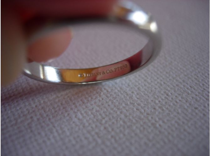 Tiffany & Co Anello unisex Alliance Tiffany Classic 3mm in platino T 56 Argento - vista 4