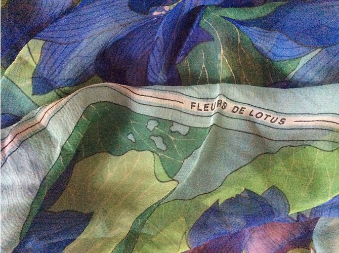 “Grande mousseline de soie Hermès ’Fleurs de Lotus” Multicolore - vista 7