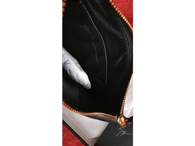 Giuseppe Zanotti Logo l Clutch / Pochette in pelle nera con coccodrillo RRP £500 Nero - vista 8
