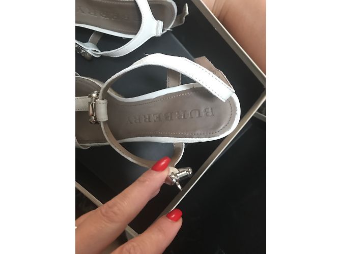 Sandali Burberry in pelle Eggshell Bianco sporco - vista 6