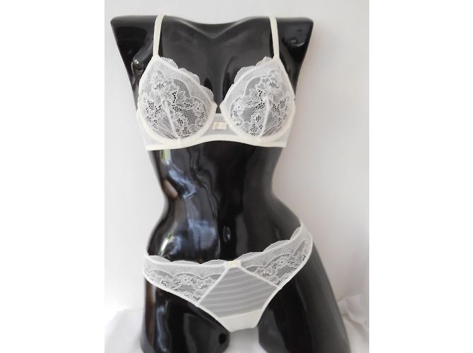 conjunto SG e string La Perla 85B - 42 - vista 3