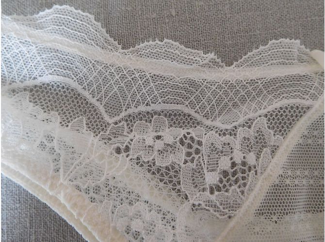 conjunto SG e string La Perla 85B - 42 - vista 5