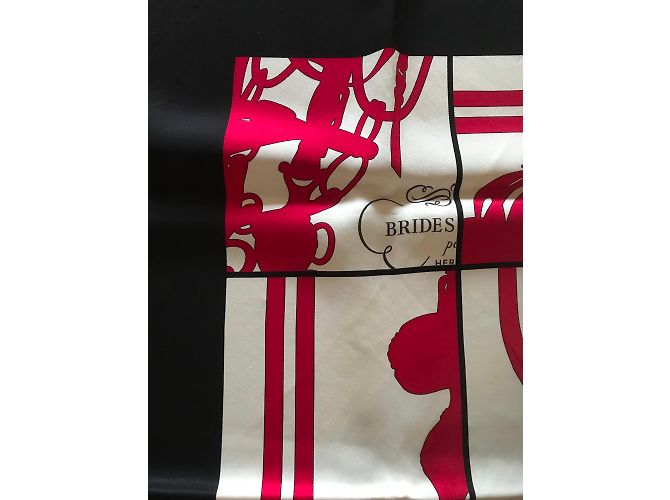 Hermès Scarf 70 Hermes Vintage Silk "Messy" Red - view 4