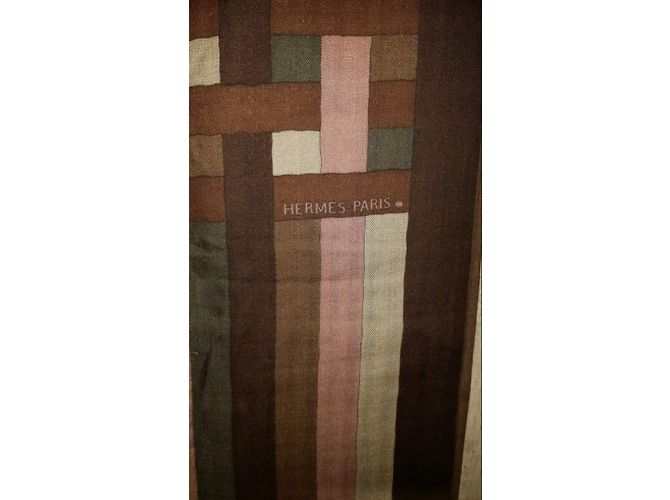 Bufanda Hermès de Seda y Cachemira Rosa Beige Marrón Marrón oscuro - vista 3