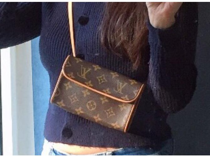 Louis Vuitton fiorentino Marrone - vista 3