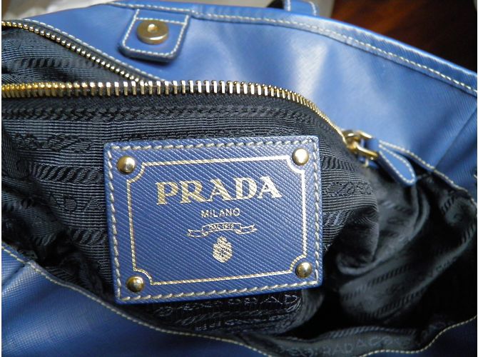Prada Cesta - vista 4