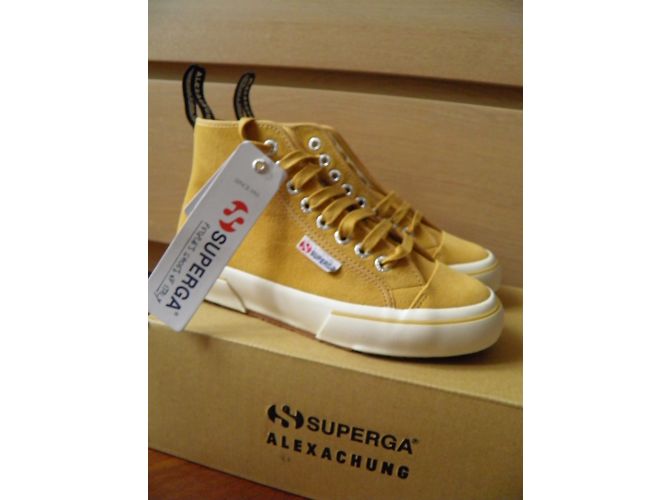 superga x alexa chung Caramello - vista 3
