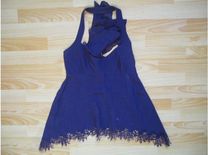 Top de seda roxo com renda Karen Millen - vista 2