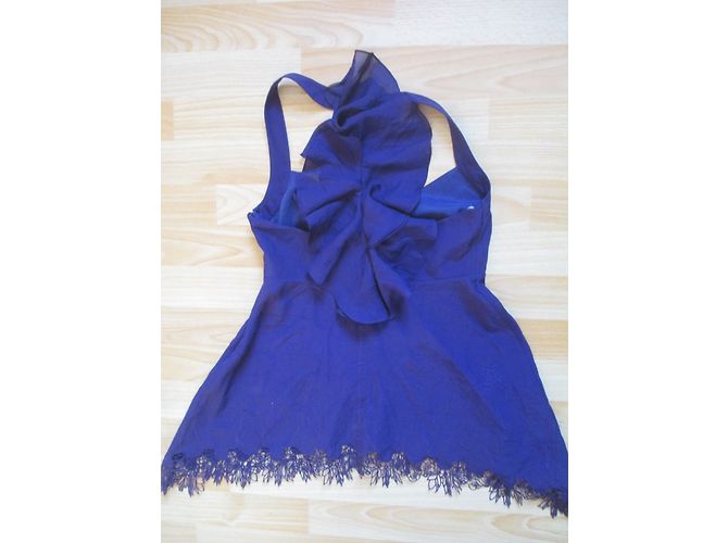 Top de seda roxo com renda Karen Millen - vista 3
