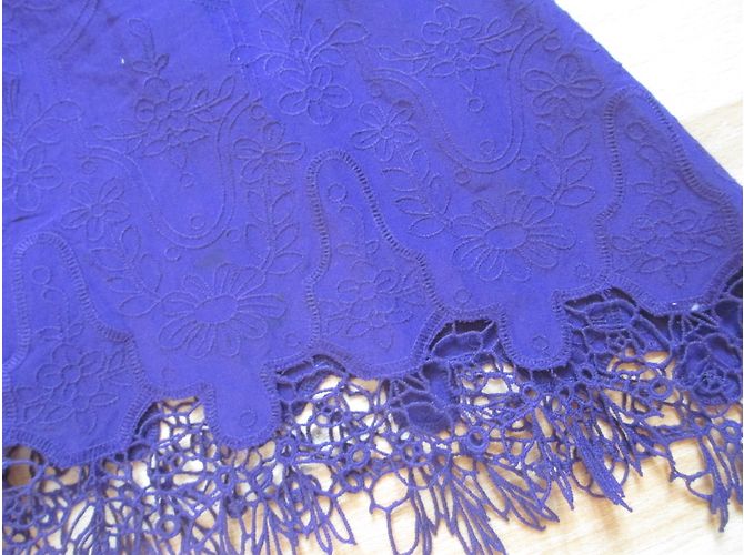 Top de seda roxo com renda Karen Millen - vista 4