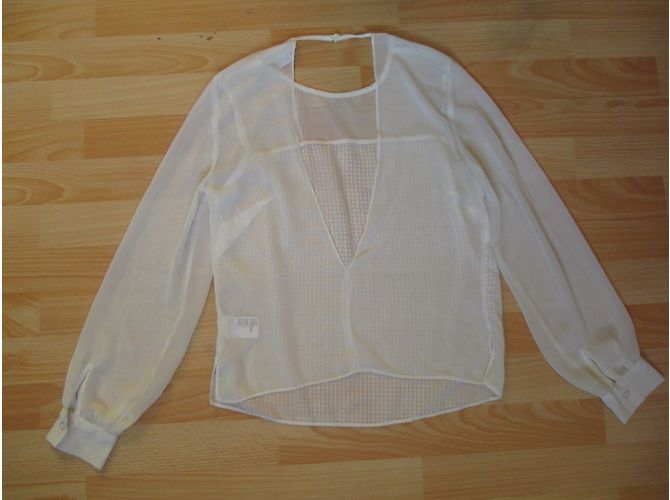 Autre Marque Blusa bianca Cooperative con maniche in velo trasparente e schiena aperta Bianco - vista 2