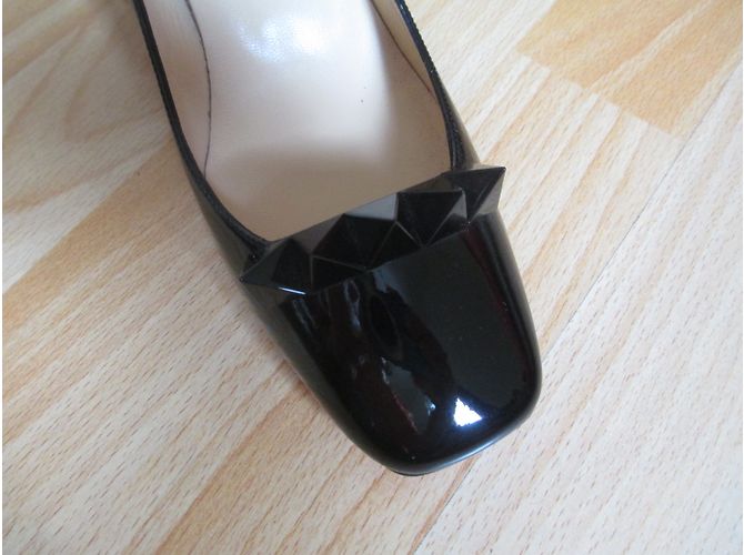 Décolleté Christian Louboutin in vernice nero - vista 4