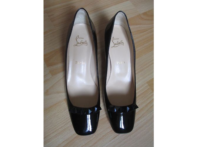 Décolleté Christian Louboutin in vernice nero - vista 5