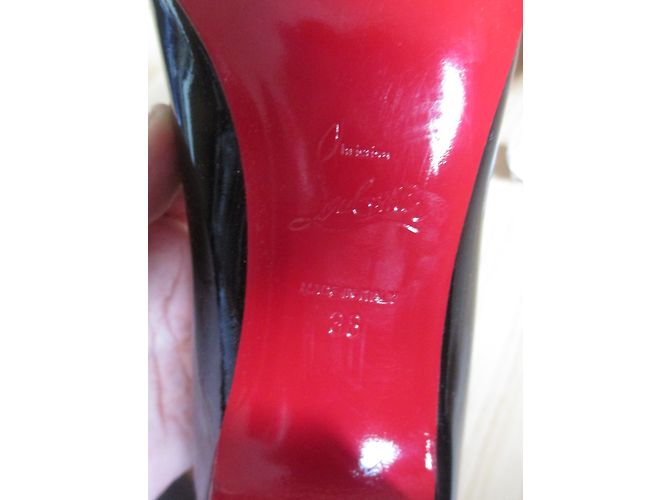 Décolleté Christian Louboutin in vernice nero - vista 9