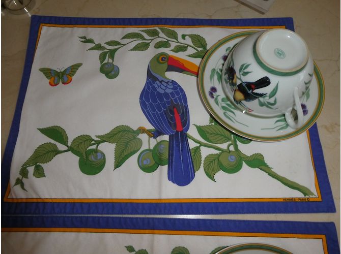 Hermès LES TOUCANS signé HERMES - vue 3