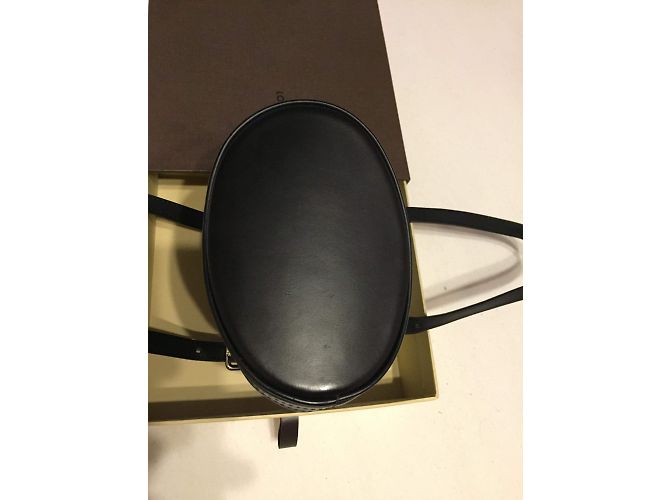Bucket Louis Vuitton Micro Mini Balde Preto - vista 6