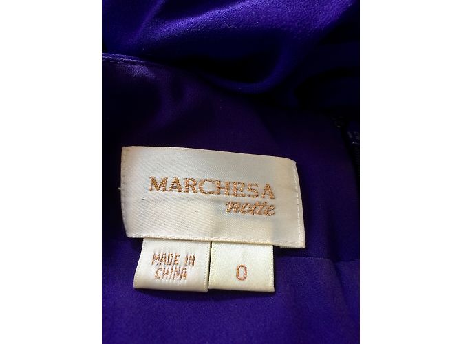 Marchesa Seda gasa y bola de organza. Púrpura - vista 8
