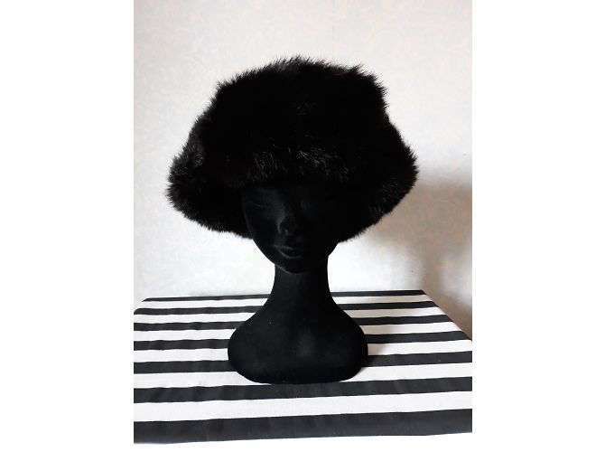Autre Marque Schwarze Wildleder Mütze mit Kaninchenfell - Ansicht 3